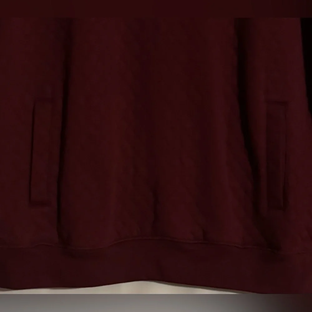Izod Men’s Burgundy Quarter Pullover Quilted Sweatshirt Sz Large. NWT